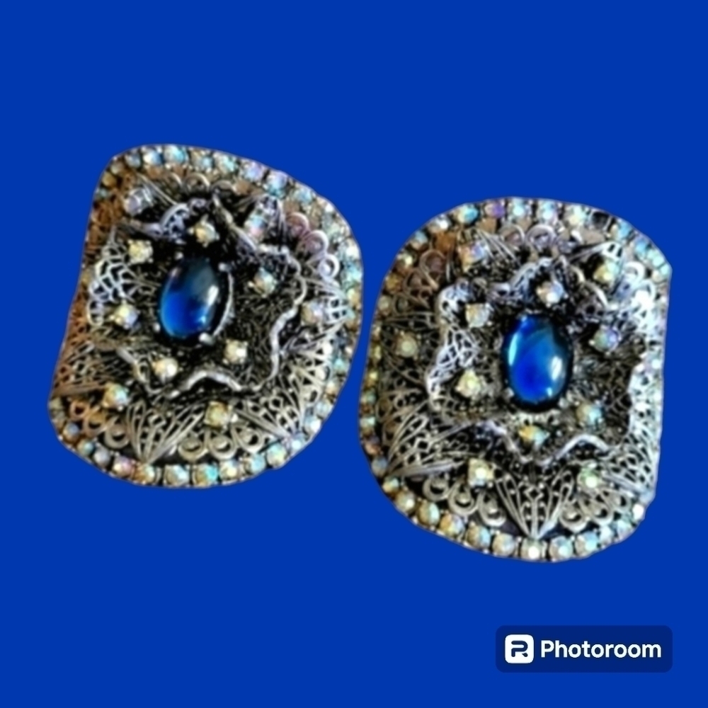 Antique MUSI Filigree Rhinestone Cabochon Gothic Shoe Clips